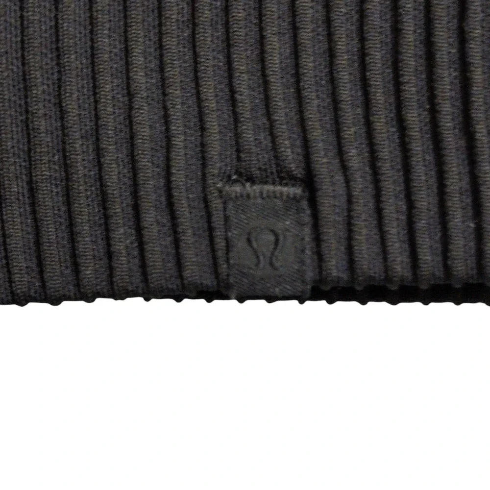 Lululemon Black Floral Embossed Quarter Zip Pullover Top Size 4 Athleisure Layer
